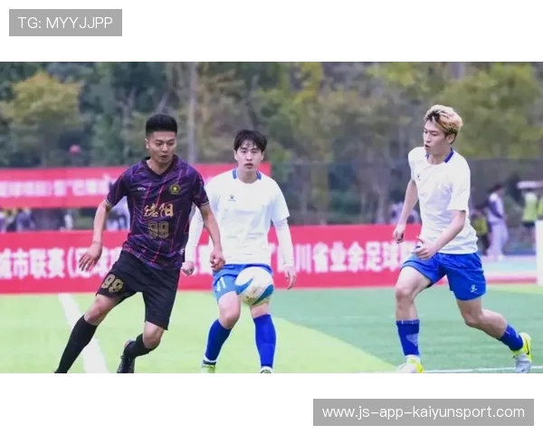 球队在小组赛中通过稳固防守确保出线，小组赛出线形势