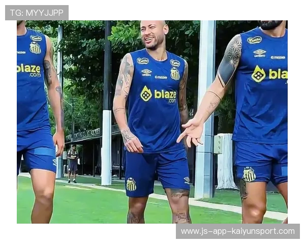 内马尔被队友曝光训练打卡“装睡”搞笑日常