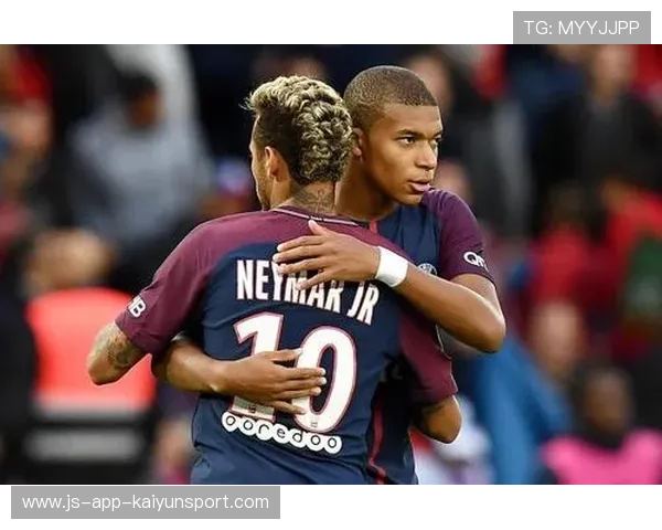 PSG强大阵容令海湾者倍感压力